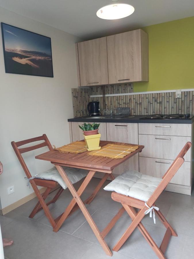 Location Meublee - Les Avirons Διαμέρισμα Εξωτερικό φωτογραφία